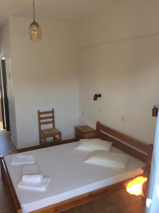 Elena Rooms 플라키아스 외부 사진
