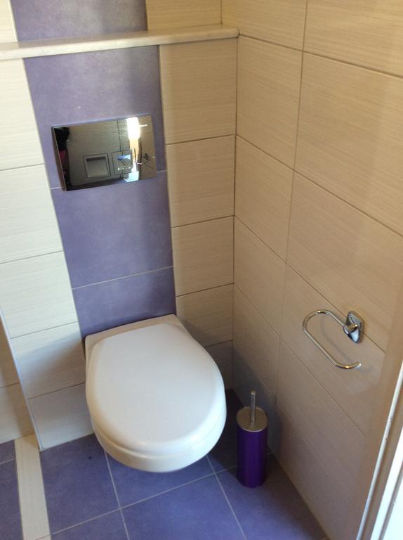 Elena Rooms 플라키아스 객실 사진