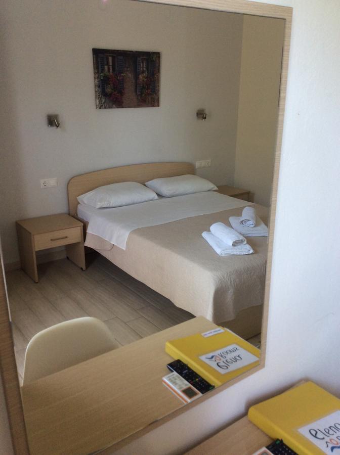 Elena Rooms 플라키아스 외부 사진