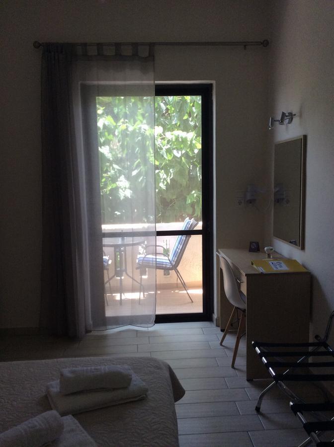 Elena Rooms 플라키아스 외부 사진