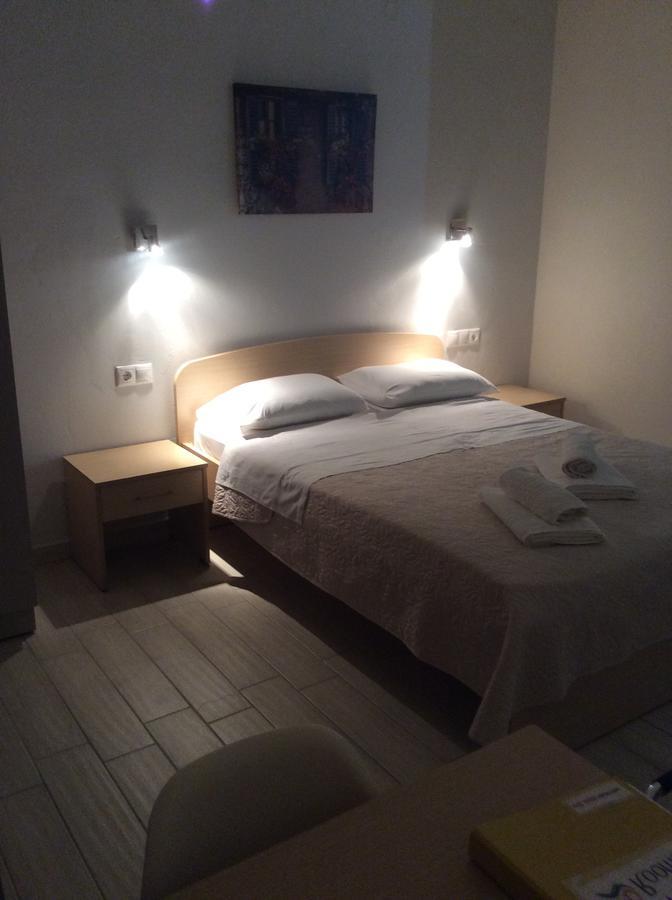 Elena Rooms 플라키아스 외부 사진